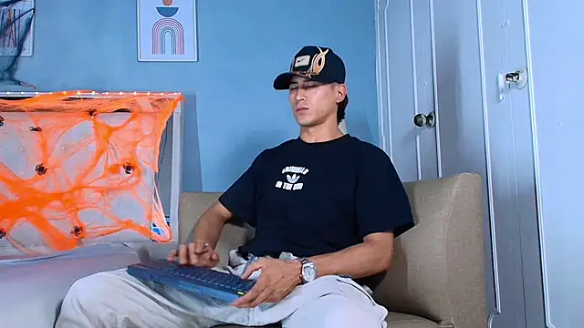 Jhonn Rhyss online show from 10/05/25, 07:34