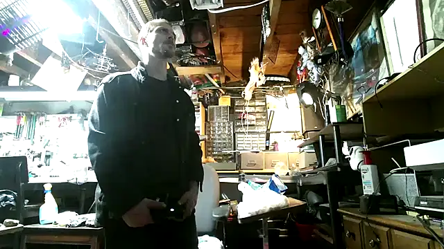 mrwinsalot88 online show from 10/03/25, 02:36