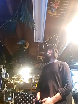 mrwinsalot88 online show from 12/02/25, 06:41