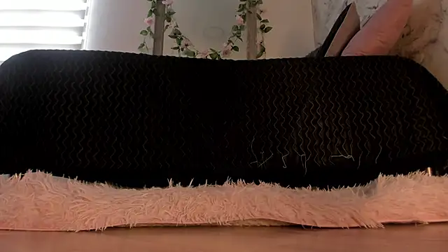 Bella desi  online show from 10/13/25, 01:11