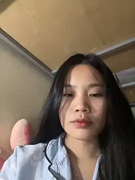 Snapshot of Be-MyMy chatting on 02/17/25, 10:29 Be-MyMy online show from 02/17/25, 10:29