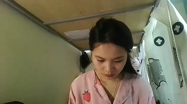 Snapshot of Be-MyMy chatting on 03/03/25, 11:00 Be-MyMy online show from 03/03/25, 11:00