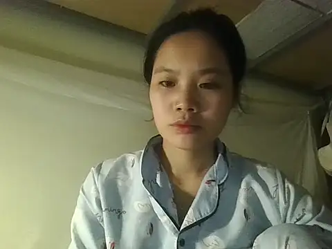 Snapshot of Be-MyMy chatting on 11/02/25, 04:59 Be-MyMy online show from 11/02/25, 04:59