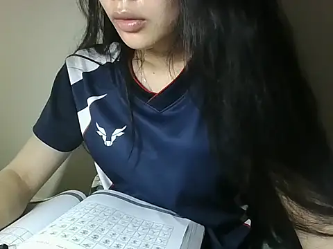 Snapshot of Be-MyMy chatting on 04/05/26, 01:52 Be-MyMy online show from 04/05/26, 01:52