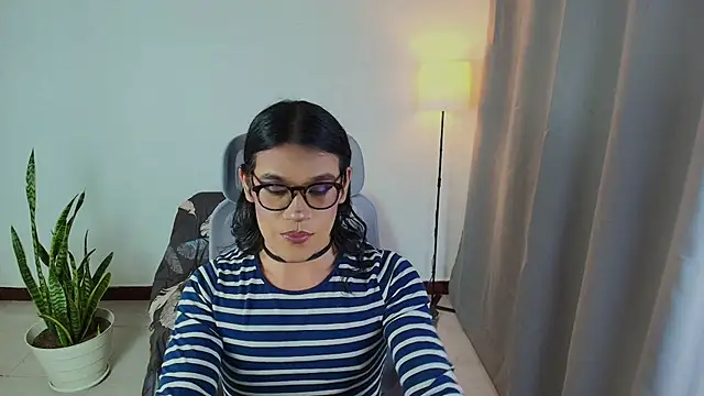 vitta alfayed online show from 10/28/25, 11:18