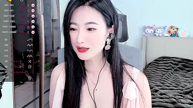 Snapshot of FeiFei-babe chatting on 02/08/25, 07:15 FeiFei-babe online show from 02/08/25, 07:15