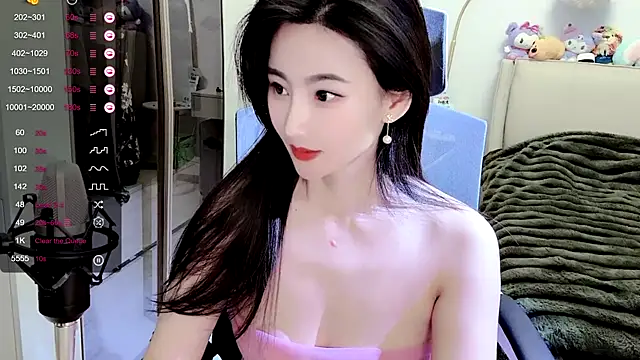 Snapshot of FeiFei-babe chatting on 03/09/25, 08:42 FeiFei-babe online show from 03/09/25, 08:42