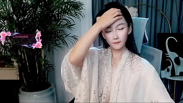 Snapshot of FeiFei-babe chatting on 09/10/25, 07:41 FeiFei-babe online show from 09/10/25, 07:41