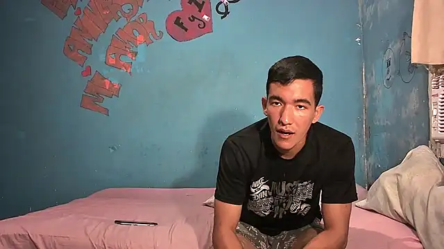 Sweetiefoxxx online show from 01/11/25, 02:04