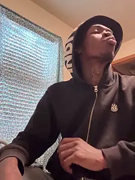 Snapshot of JasperBlaxx chatting on 12/13/24, 04:49 JasperBlaxx online show from 12/13/24, 04:49