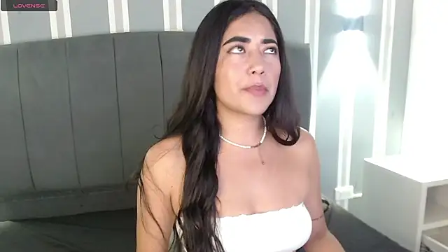 Susy thomson online show from 03/07/25, 01:07