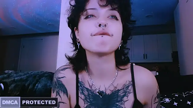 NaughtyLittleFox online show from 03/21/26, 08:41