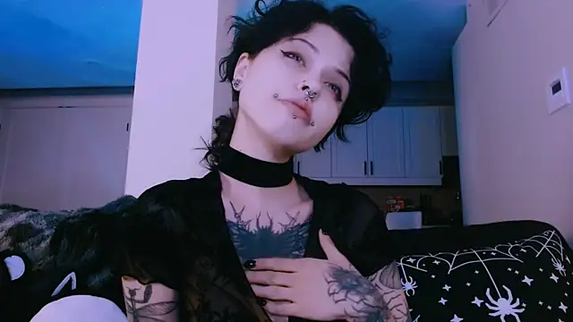 NaughtyLittleFox online show from 04/10/26, 07:02