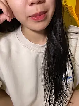 minmin2kk5 online show from 11/19/25, 05:51