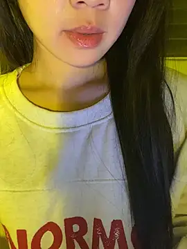 minmin2kk5 online show from 12/14/25, 03:50