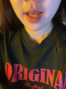 minmin2kk5 online show from 03/29/26, 05:29