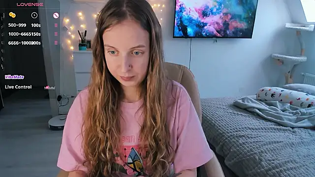 violet blue eyes online show from 02/10/26, 11:36