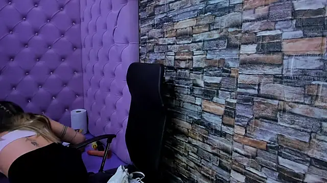 celeste blue69 online show from 12/19/24, 02:56