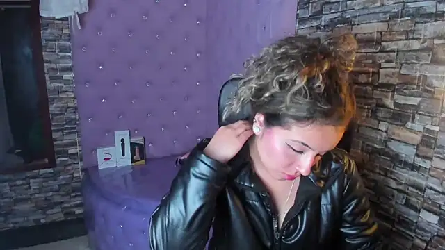 celeste blue69 online show from 02/14/25, 06:34