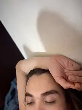 saracaball  online show from 11/09/25, 07:56