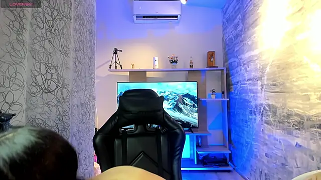 saracaball  online show from 02/22/26, 04:57