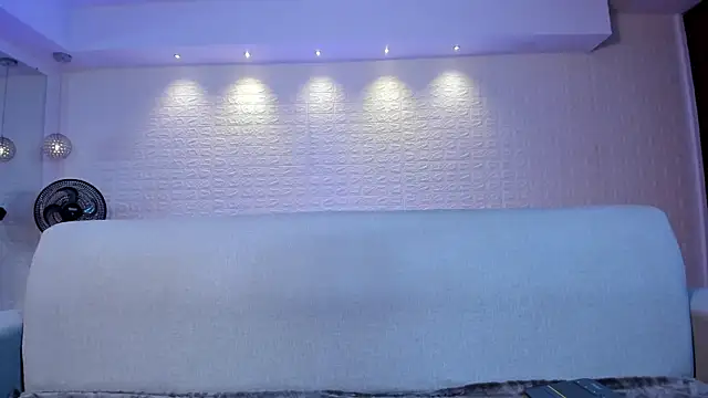 violet scott online show from 01/31/25, 11:03