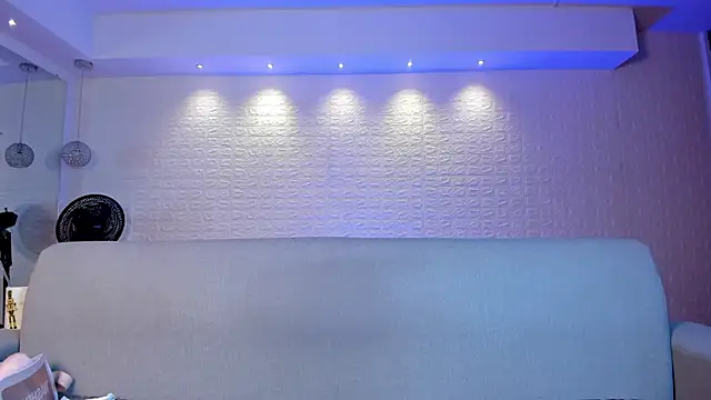 violet scott online show from 02/11/25, 10:59