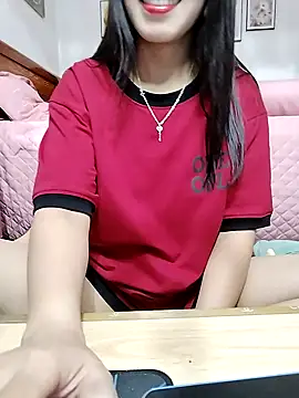 Snapshot of cream1299 chatting on 10/08/25, 11:52 cream1299 online show from 10/08/25, 11:52