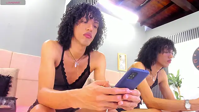 Camille Cedrik online show from 03/05/25, 08:32