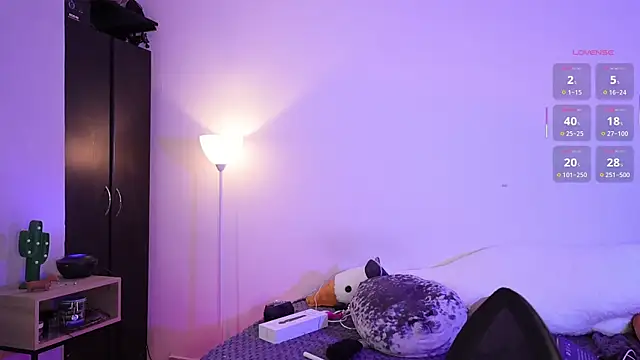 Snapshot of srtaliz chatting on 09/24/25, 05:22 srtaliz online show from 09/24/25, 05:22