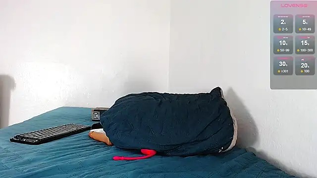 camilavagina24 online show from 01/14/25, 10:44