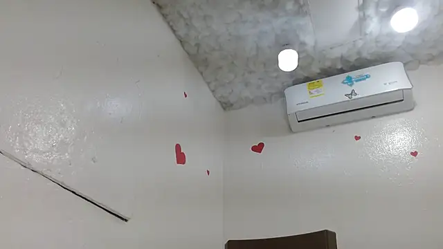 camilavagina24 online show from 12/18/25, 10:49