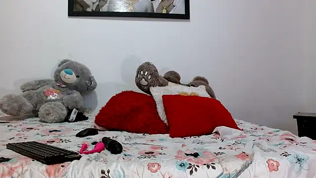 camilavagina24 online show from 02/23/26, 01:41