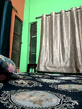 Snapshot of ALWAYSHORNYDADDY chatting on 12/16/25, 07:52 ALWAYSHORNYDADDY online show from 12/16/25, 07:52