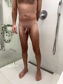 Snapshot of rafkie@xh chatting on 12/18/25, 09:32 rafkiexh online show from 12/18/25, 09:32