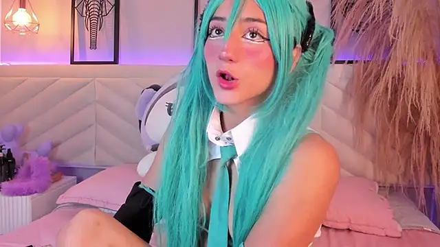 miia  baker online show from 02/05/25, 01:11