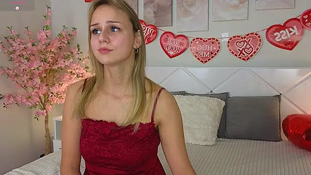 Snapshot of Wendy_D0ll chatting on 02/16/25, 03:15 Wendy D0ll online show from 02/16/25, 03:15