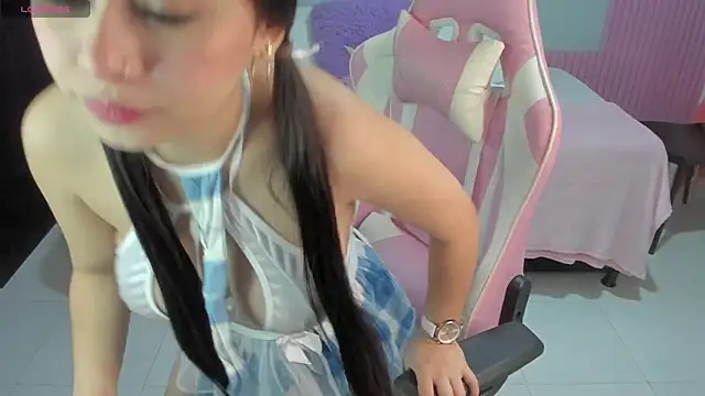 Yuli 16 online show from 03/13/25, 12:02