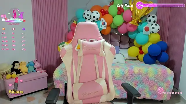 Snapshot of Yuli_16 chatting on 07/18/26, 11:03 Yuli 16 online show from 07/18/26, 11:03