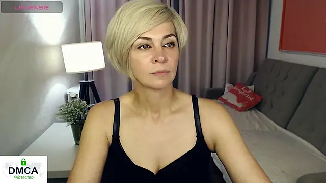 Blonde lola444 online show from 06/26/26, 05:39