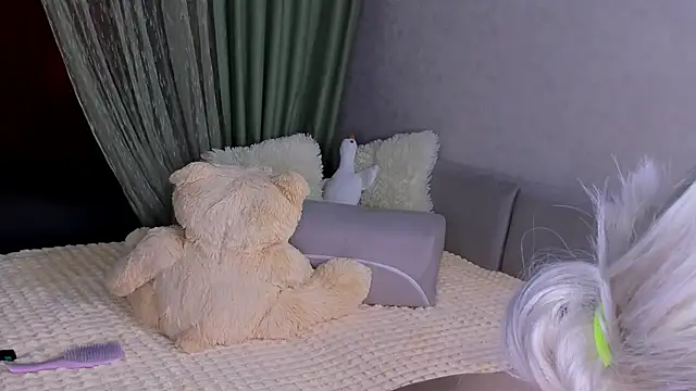 Snapshot of Sweeet_Barbie chatting on 05/17/26, 03:30 Sweeet Barbie online show from 05/17/26, 03:30