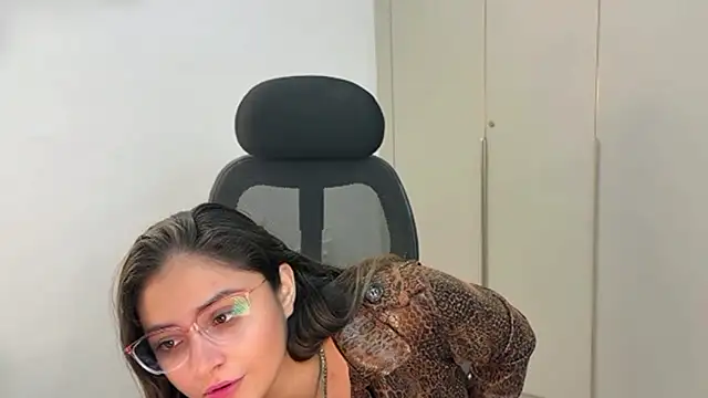 demieliss online show from 01/05/26, 06:33