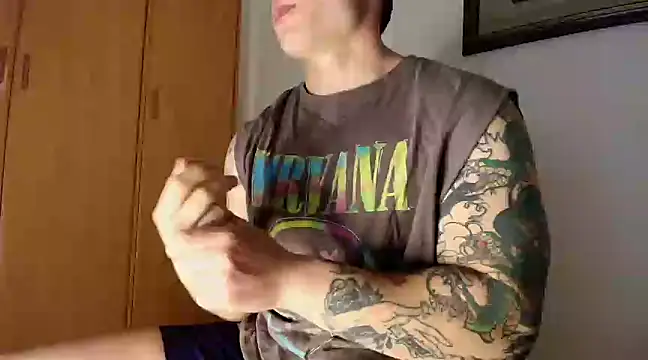 Snapshot of juandking chatting on 03/12/25, 10:37 juandking online show from 03/12/25, 10:37