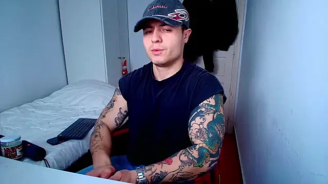 Snapshot of juandking chatting on 02/04/26, 12:55 juandking online show from 02/04/26, 12:55