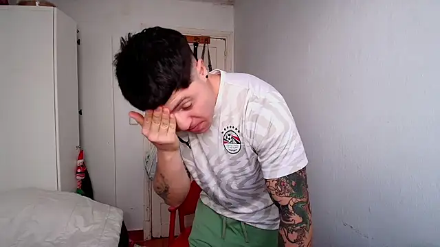 Snapshot of juandking chatting on 03/04/26, 11:16 juandking online show from 03/04/26, 11:16