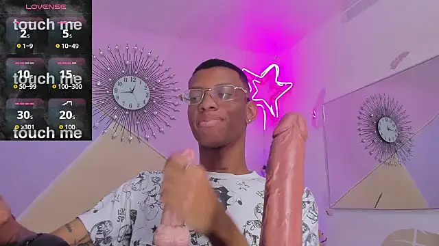 Tiffany Valentine15 online show from 11/10/25, 06:51