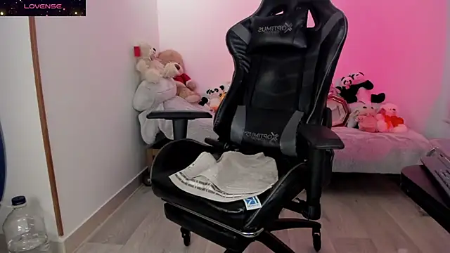 Biancastrongg online show from 02/20/26, 06:26