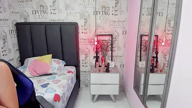 mileyerikson online show from 03/18/25, 12:25