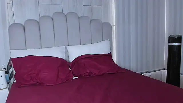 mileyerikson online show from 10/06/25, 01:08