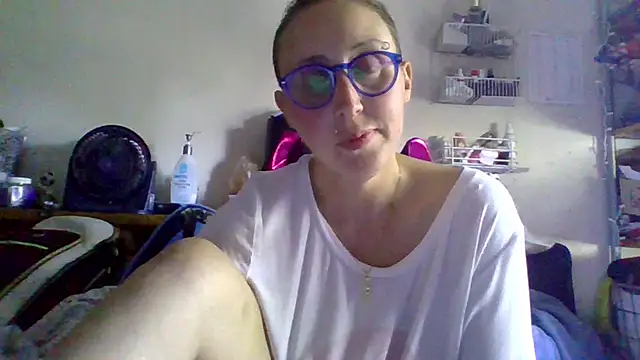 AstridFalk23 online show from 10/06/25, 05:43